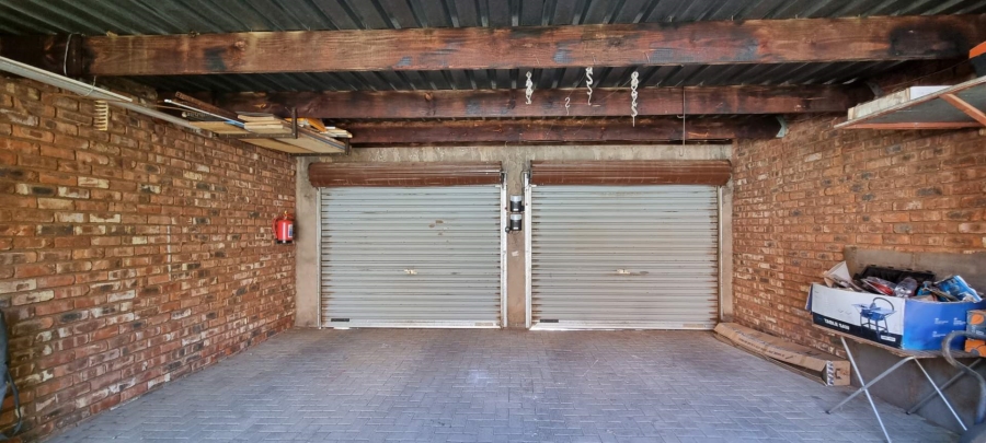 3 Bedroom Property for Sale in Langenhovenpark Free State